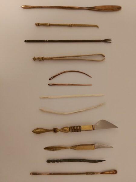 A set of 12 items of Roman medical equipment